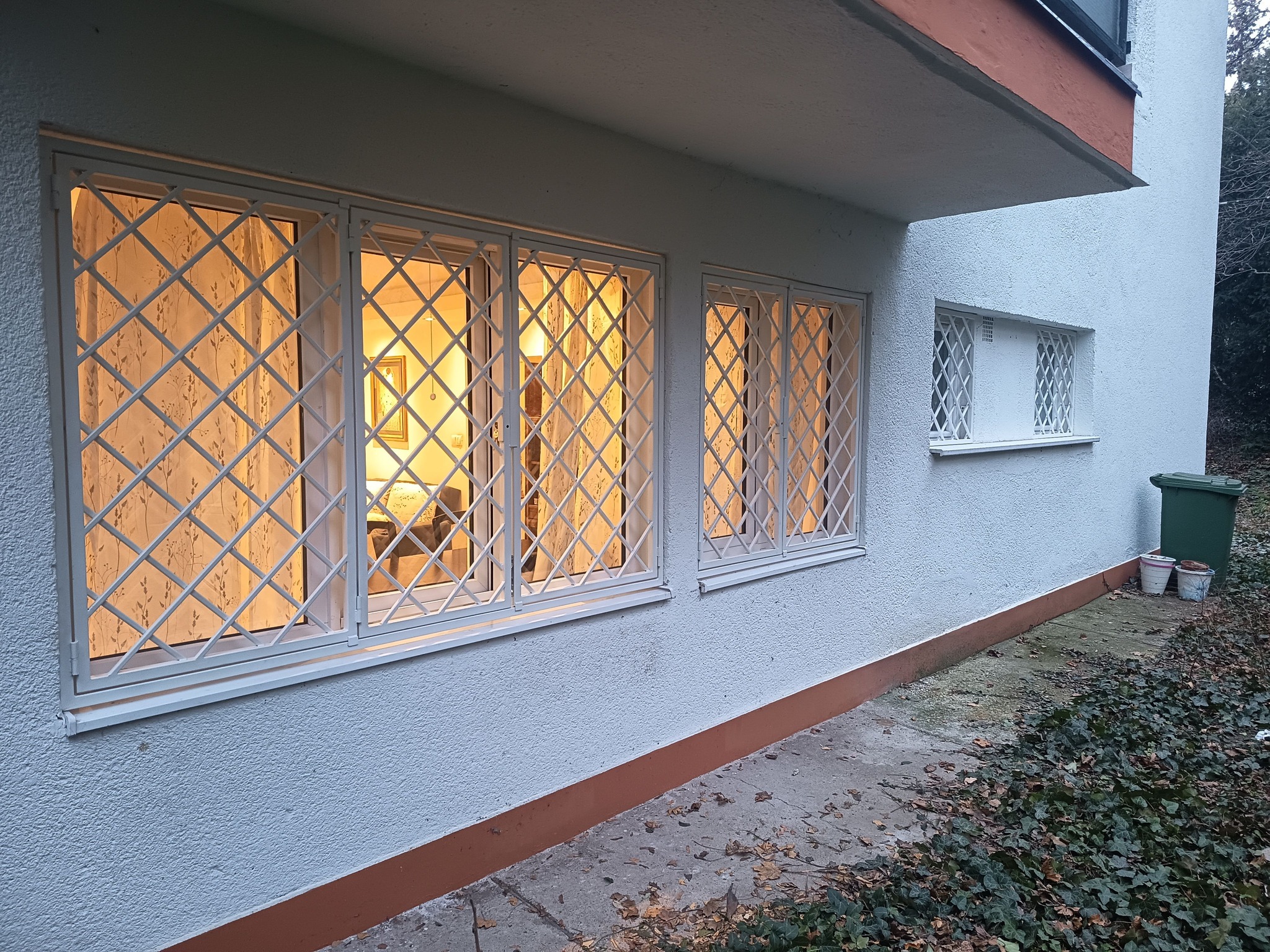 BDSTEEL biztonsági rács - egyedi ablakrács, ajtórács készítés