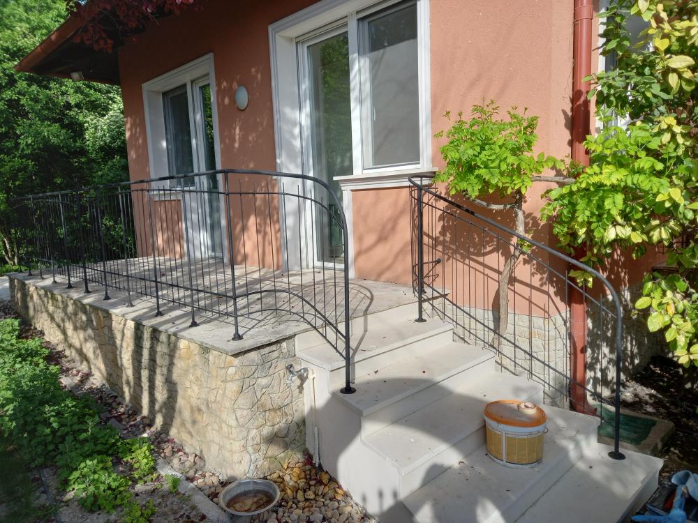 BDSTEEL munkák - lakatosmunkák, lépcsőépítés, fémszerkezetek